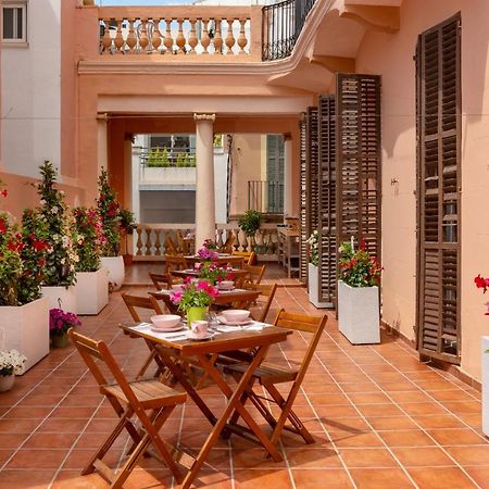 Antonios Hostal Sitges Extérieur photo