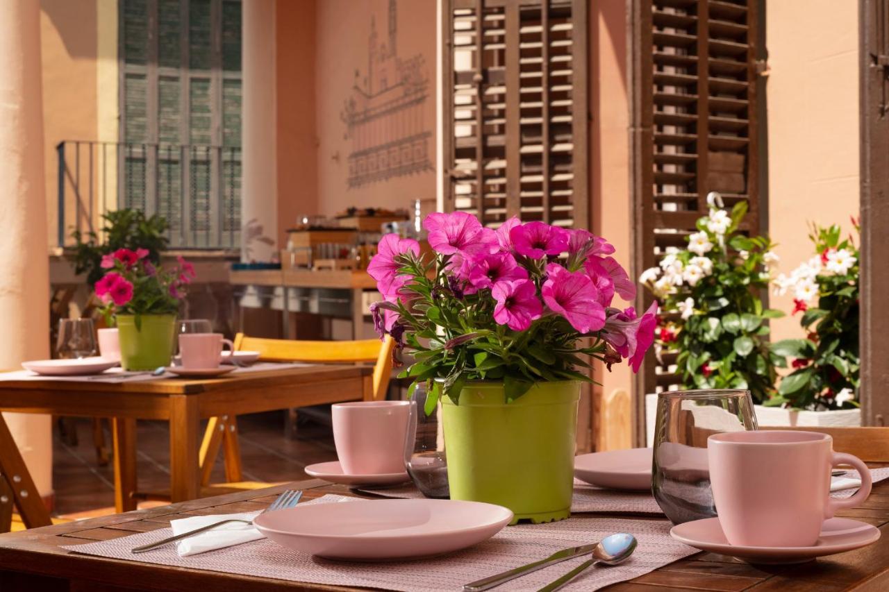 Antonios Hostal Sitges Extérieur photo